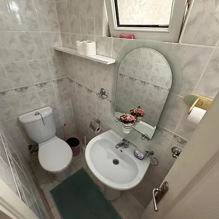 2 Bedroom With Sea View In Kyrenia Centre * Kyrenia (Northern Cyprus)