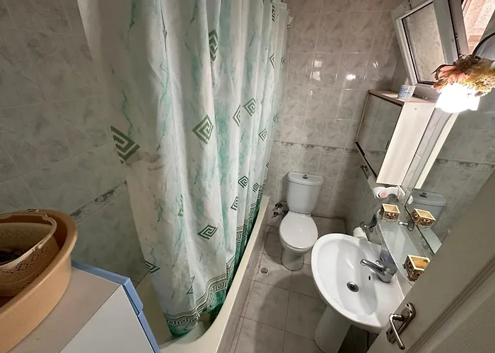 2 Bedroom With Sea View In Kyrenia Centre * Kyrenia (Northern Cyprus)