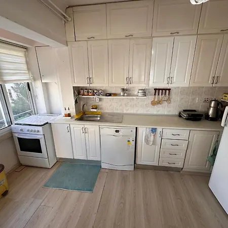 2 Bedroom With Sea View In Kyrenia Centre * Girne