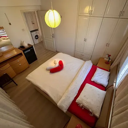 2 Bedroom With Sea View In Kyrenia Centre