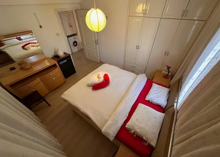 2 Bedroom With Sea View In Kyrenia Centre