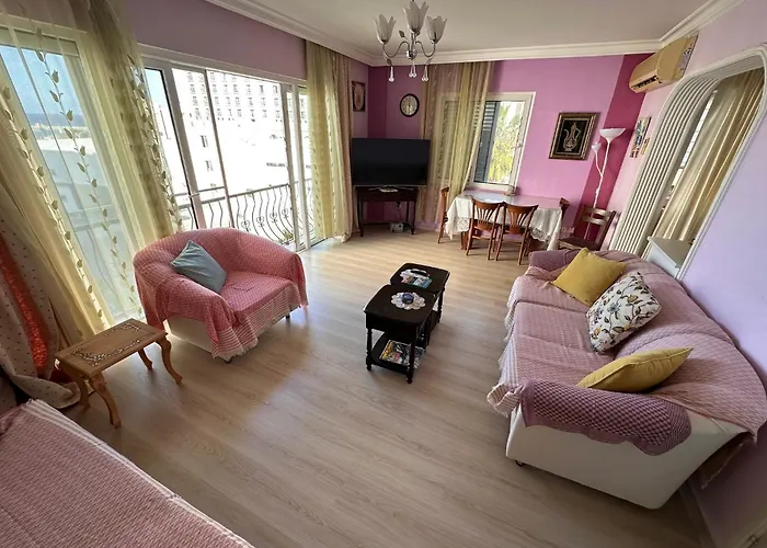 2 Bedroom With Sea View In Kyrenia Centre * Kyrenia (Northern Cyprus)